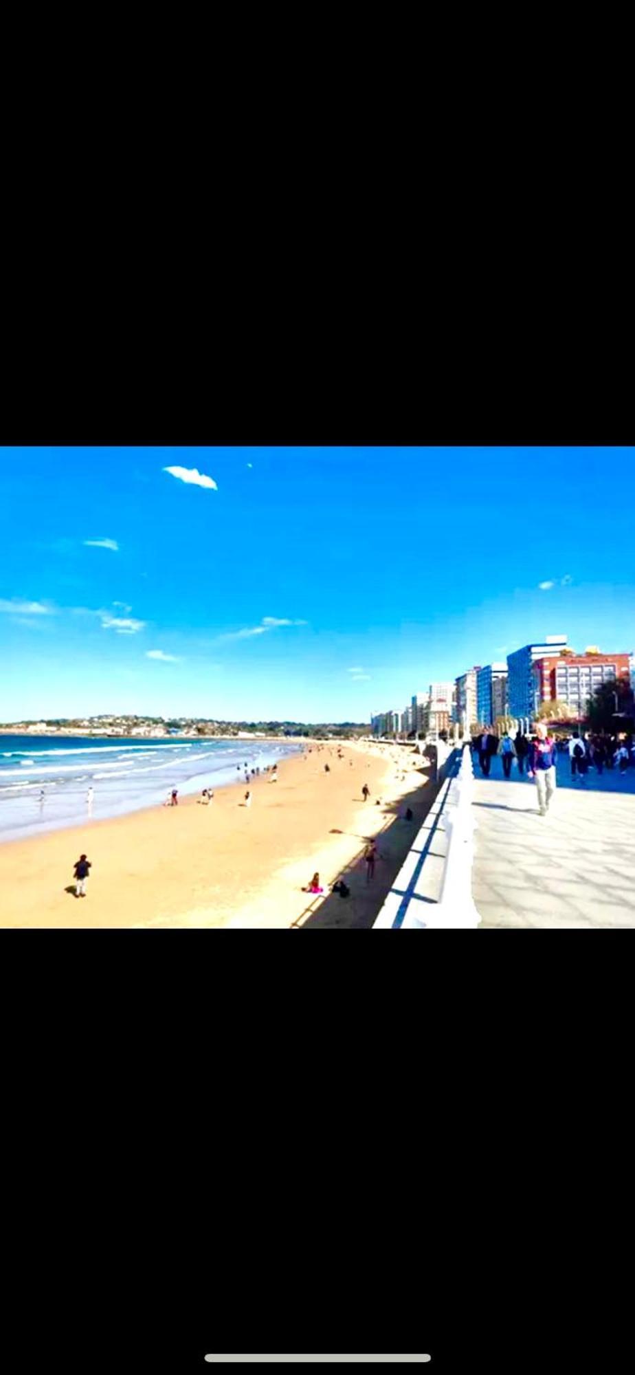 Atico Con Terraza, Vistas Al Mar Y Parking En Playa De S Lorenzo Хіхон Екстер'єр фото